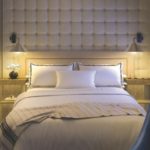A bedroom with a bed in a hotel room