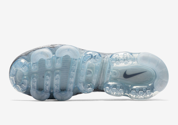 Nike Drop The Air VaporMax Flyknit In “Asphalt” Colourway