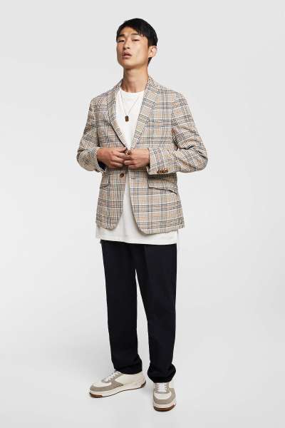 Stay Cool With Our 7 Best Summer Blazers For 2018