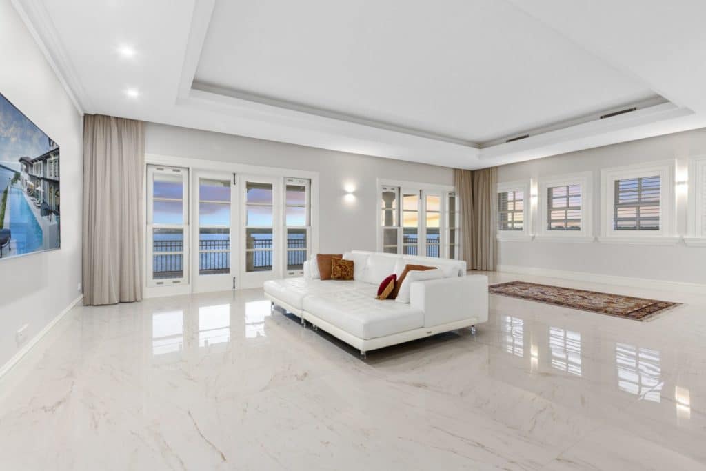 On The Market: 26-32 Knightsbridge Parade East Is A Monstrosity