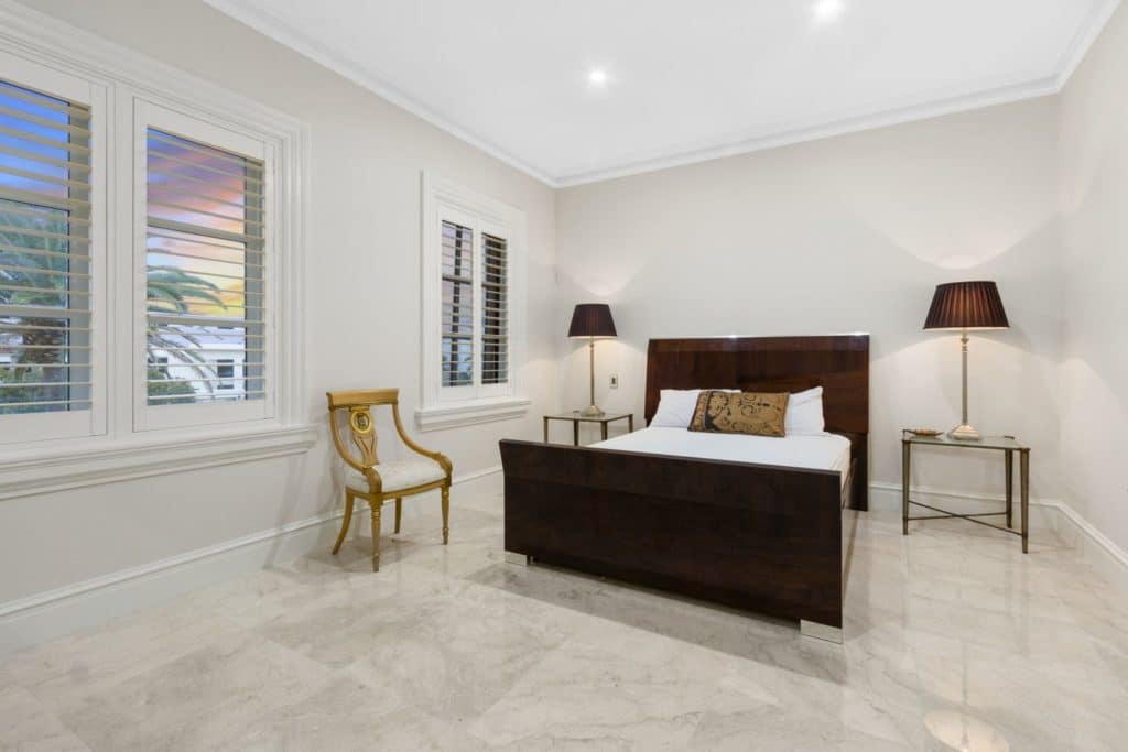 On The Market: 26-32 Knightsbridge Parade East Is A Monstrosity