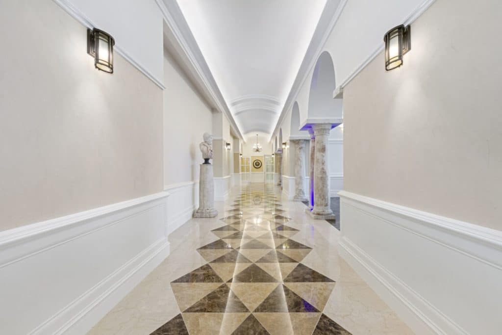 On The Market: 26-32 Knightsbridge Parade East Is A Monstrosity