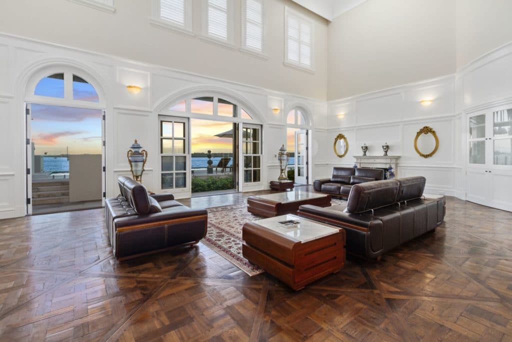 On The Market: 26-32 Knightsbridge Parade East Is A Monstrosity