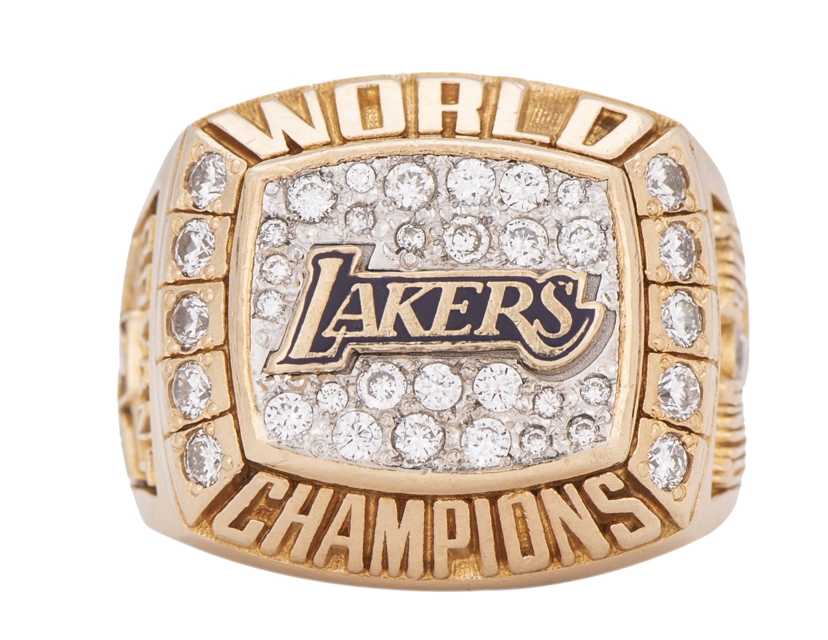 Kobe Bryant NBA Championship Ring Auctions For US$206,000