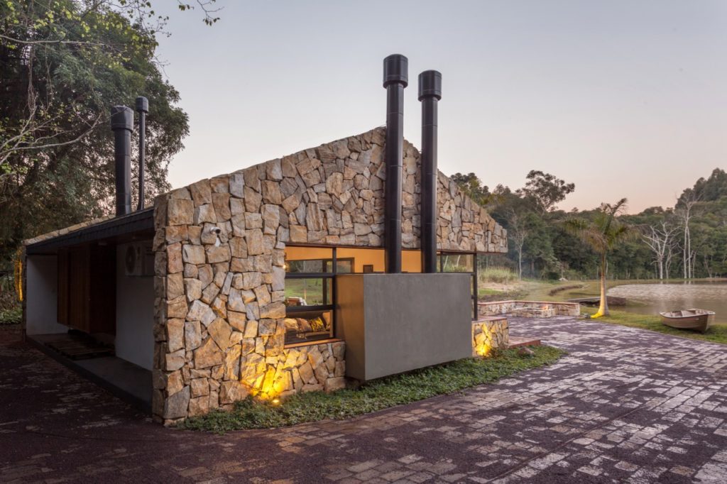 26 Year Old DJ Builds Sublime Lakeside Retreat In Brazil