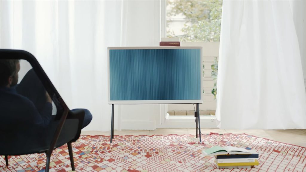 A room filled with furniture and a window