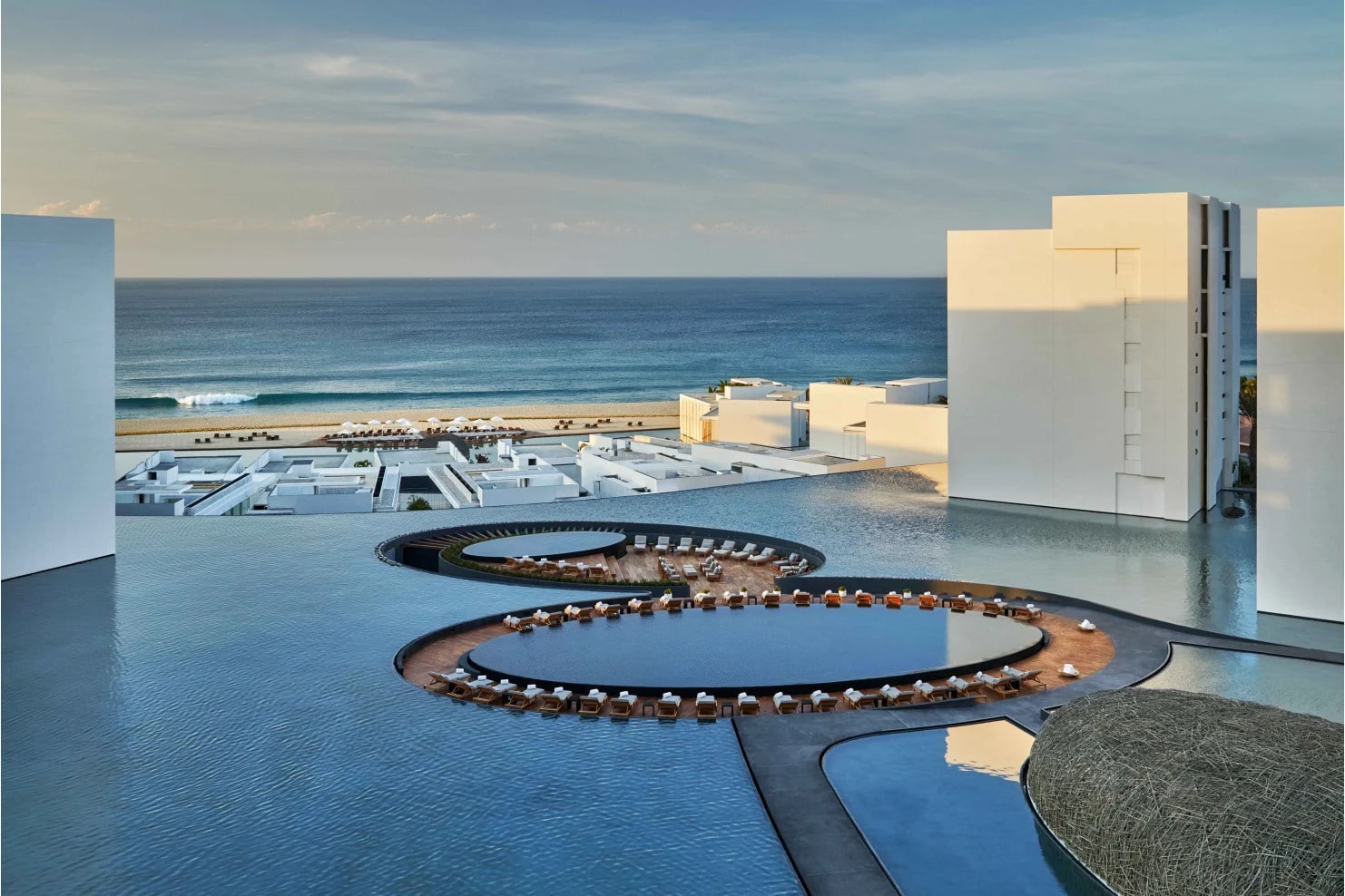 The World&#8217;s 10 Best Pools You Can Actually Swim In