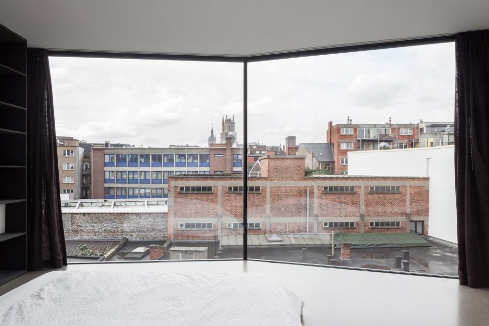 The Clean Lines Of Abeel House By Steven Vandenborre & Mias Sys