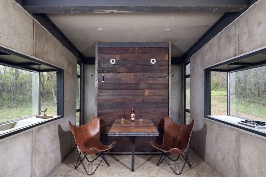 GreenSpur’s ‘Lost Whiskey Concrete Cabin’ Is A Minimalist&#8217;s Haven