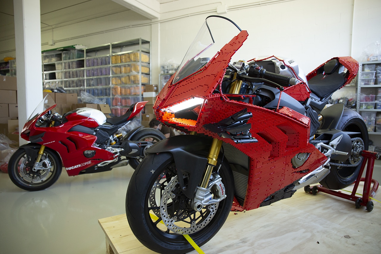 LEGO Technic Builds A Functioning Ducati Panigale V4