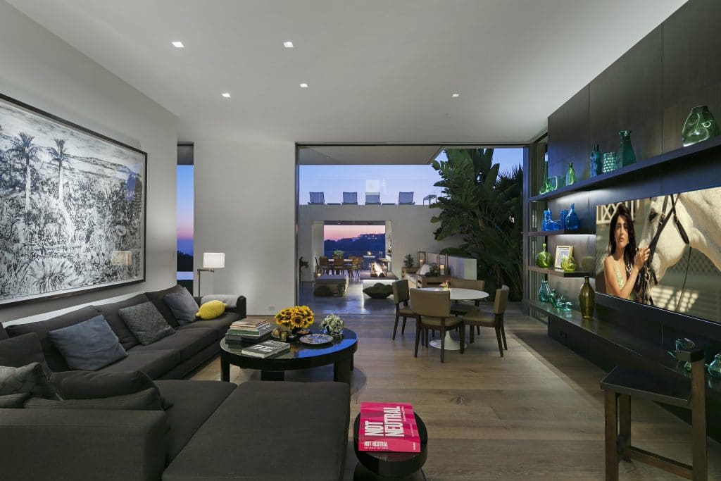 833 Stradella Is The Spectacular Bel-Air Home Designed By Mark Rios