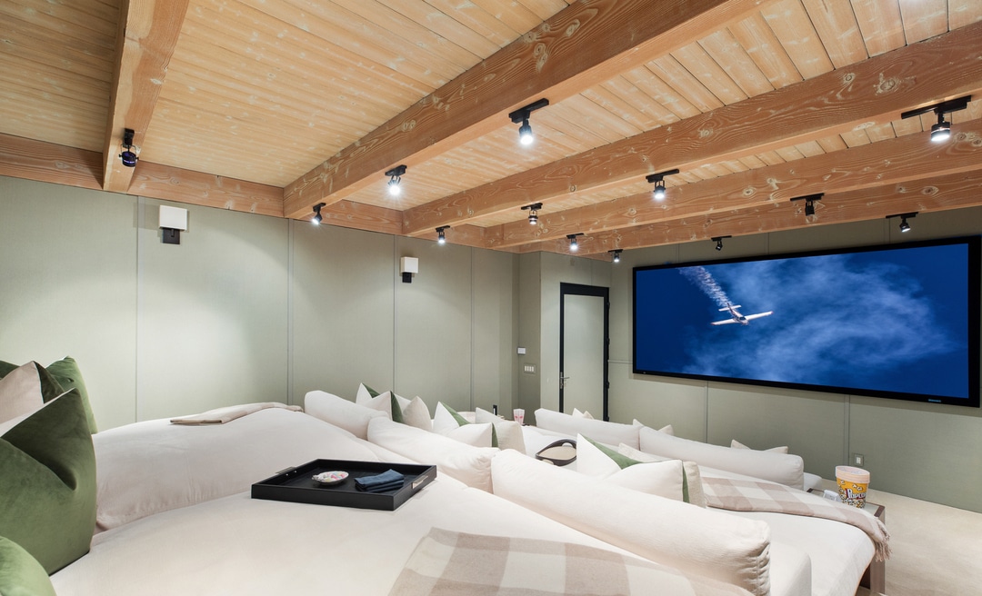 Matthew Perry Lists Malibu Beach House For US$15 Million