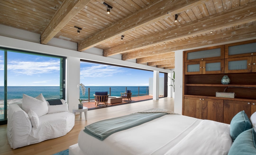 Matthew Perry Lists Malibu Beach House For US$15 Million