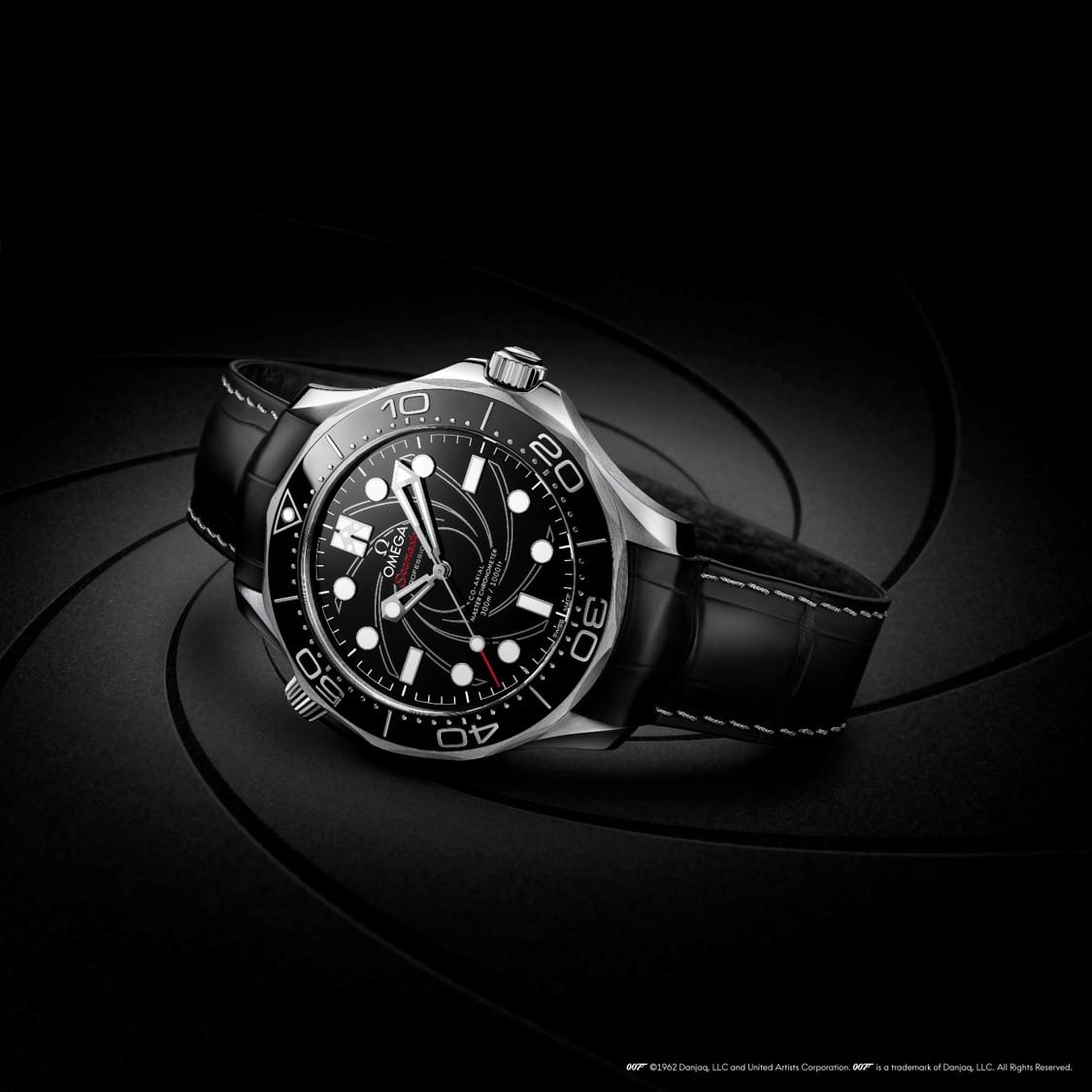 OMEGA’s Platinum Gold Seamaster Diver 300M James Bond Just Raised The Bar