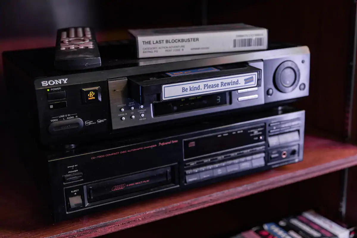 Airbnb Is Renting Out The World’s Last Blockbuster For $5/Night