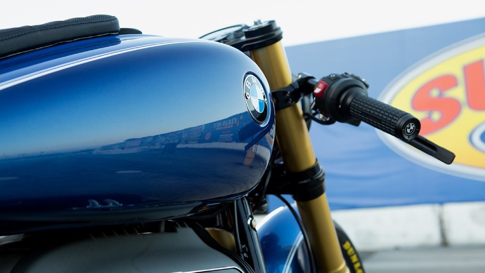 BMW Motorrad R18 Dragster Will Turn Heads On The Track