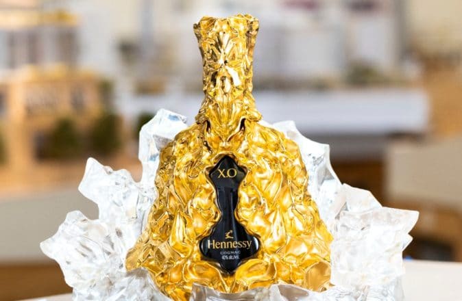 Frank Gehry &#038; Hennessy XO Celebrate Anniversary With $25,500 Decanter