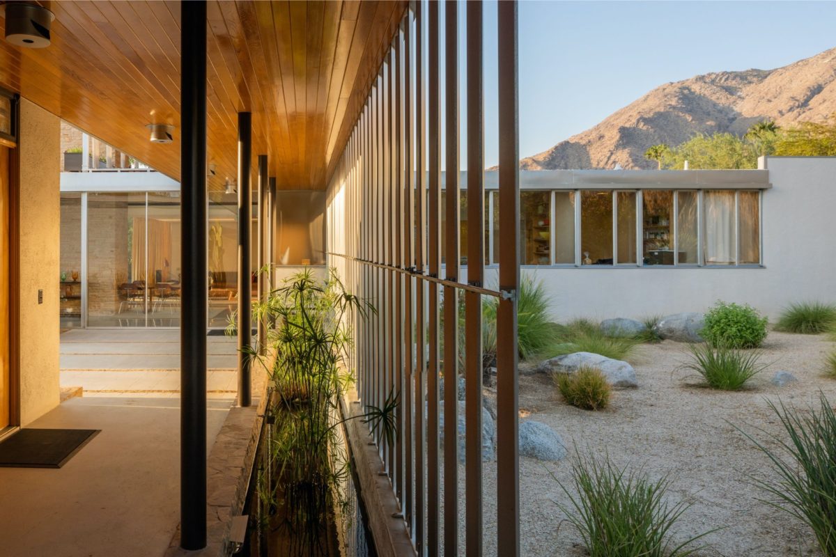 Iconic Slim Aarons ‘Poolside Gossip’ House Sells For Record-Breaking Price