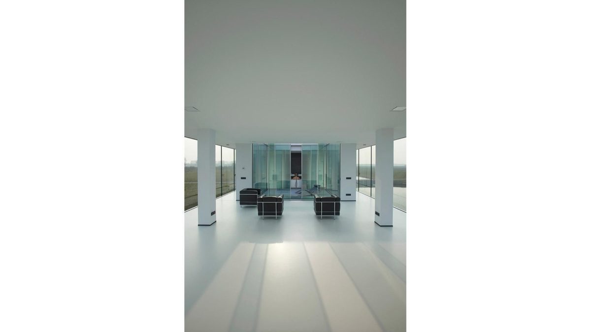 Villa Kogellhof Is About As James Bond As Architecture Gets
