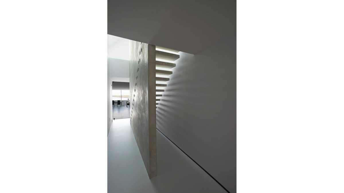 Villa Kogellhof Is About As James Bond As Architecture Gets