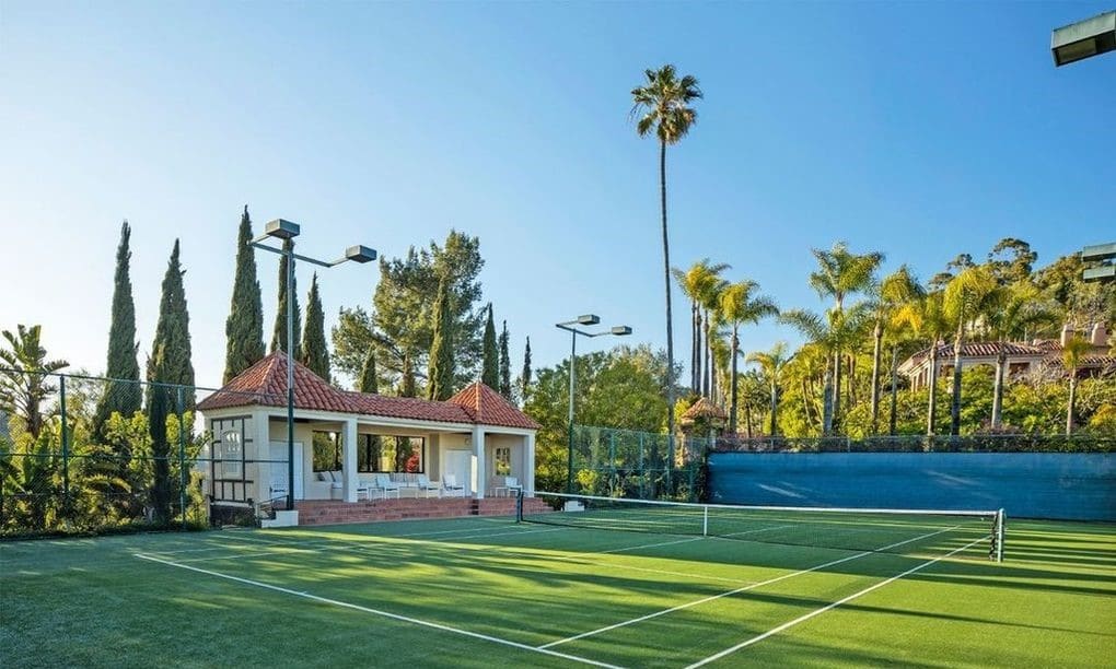 LeBron James Snaps Up A US$37 Million Beverly Hills Compound