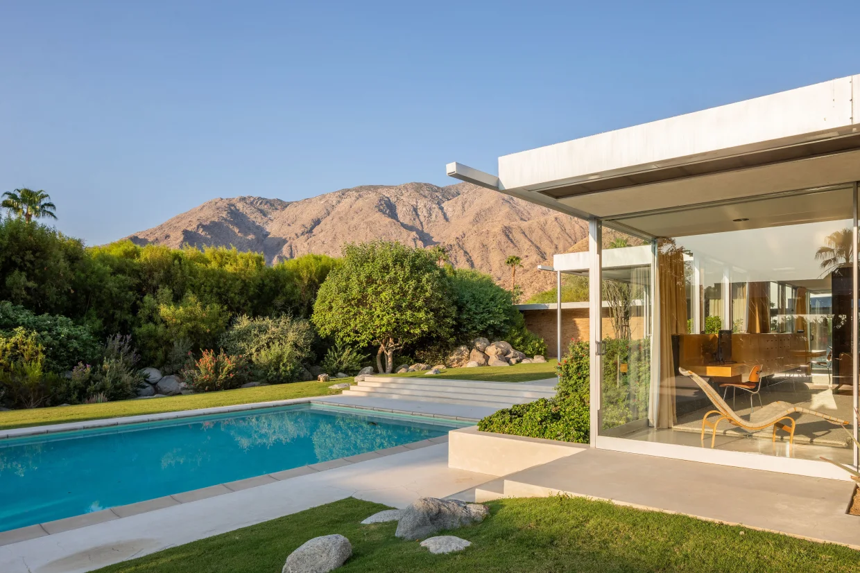 kaufmann desert house slim aarons poolside gossip