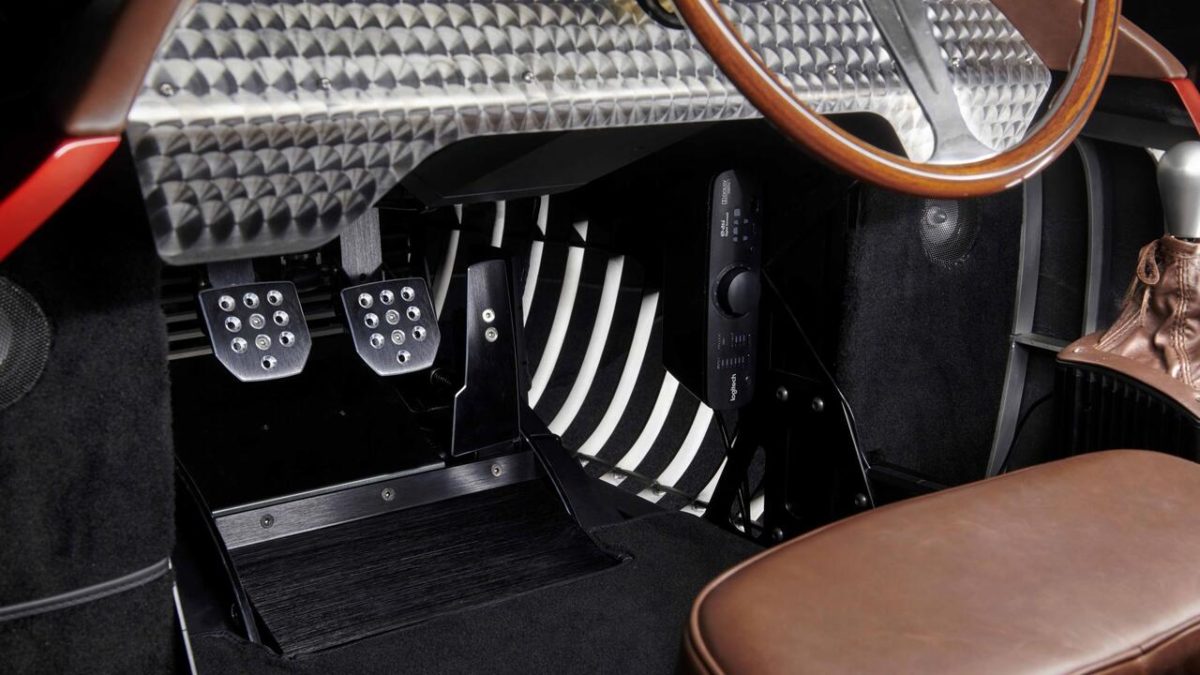 TCCT eClassic Driving Simulators Let You Experience Vintage Cars