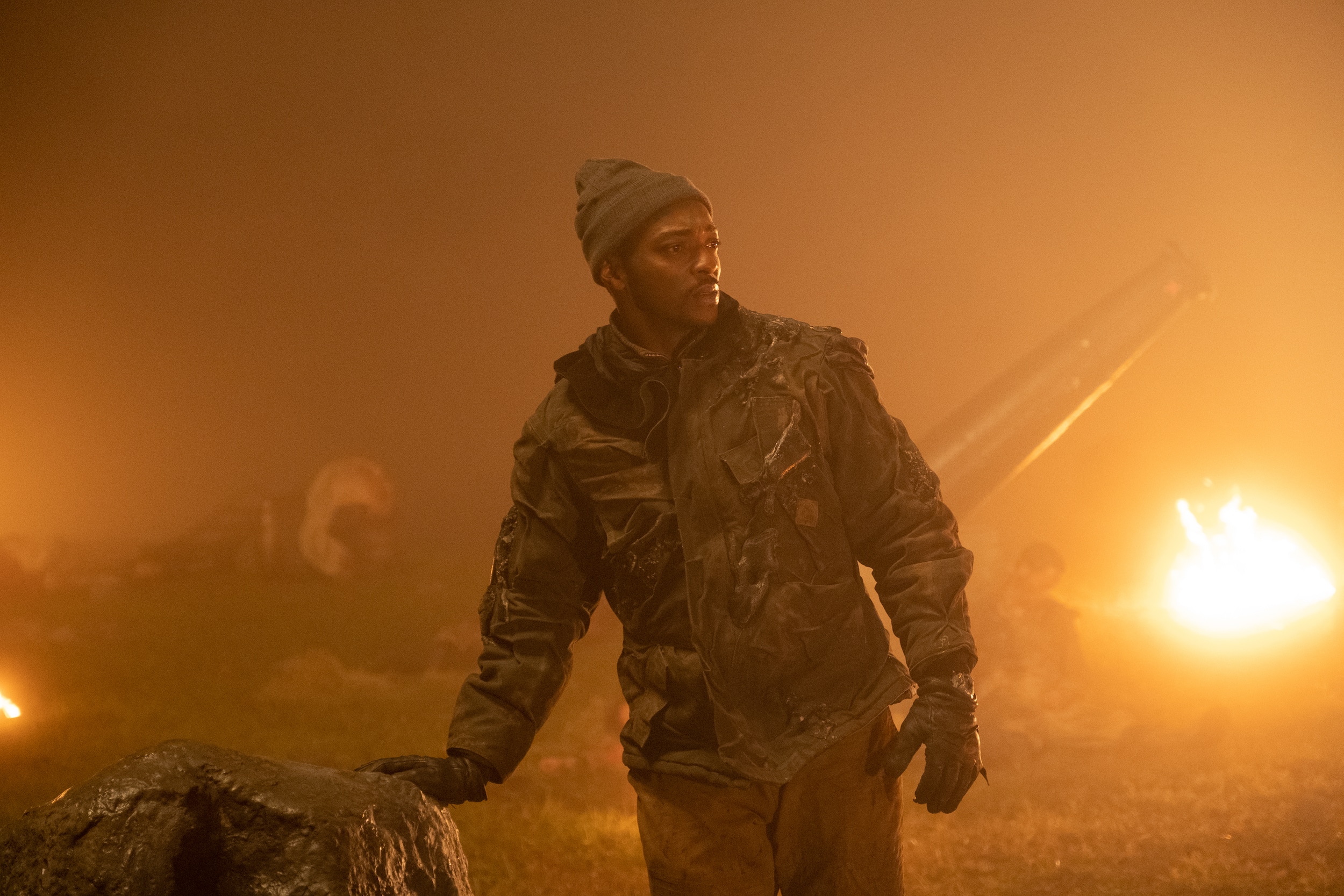 INTERVIEW: Anthony Mackie Tackles Time Travel In ‘Synchronic’