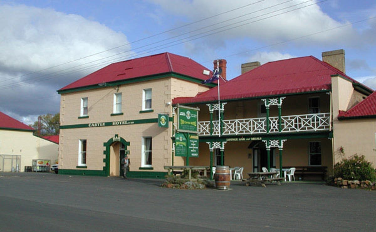 The 11 Best Country Pubs In Tasmania