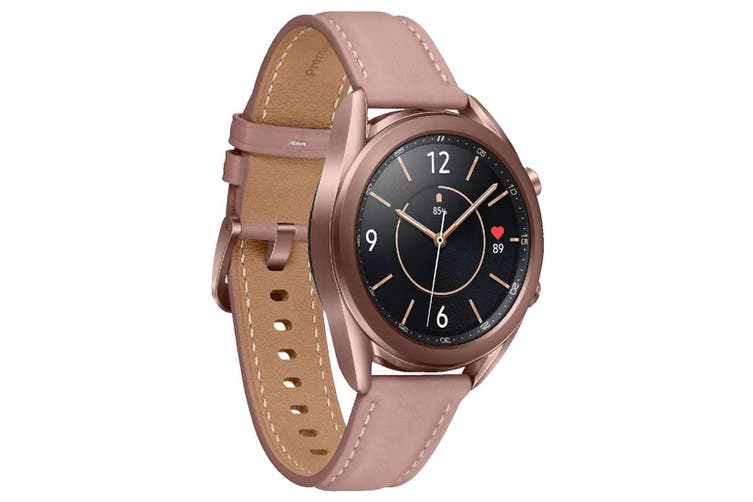 15 Unique Valentine’s Day Gifts She’ll Actually Want