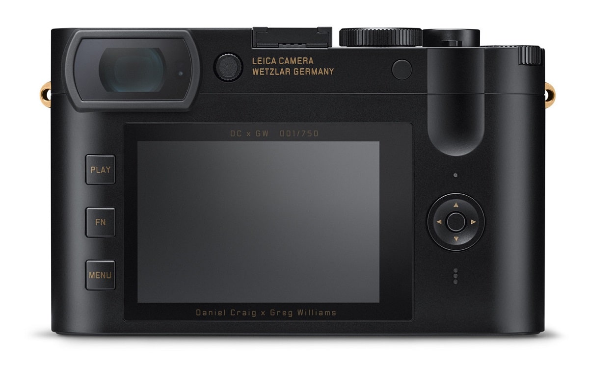 Leica James Bond camera