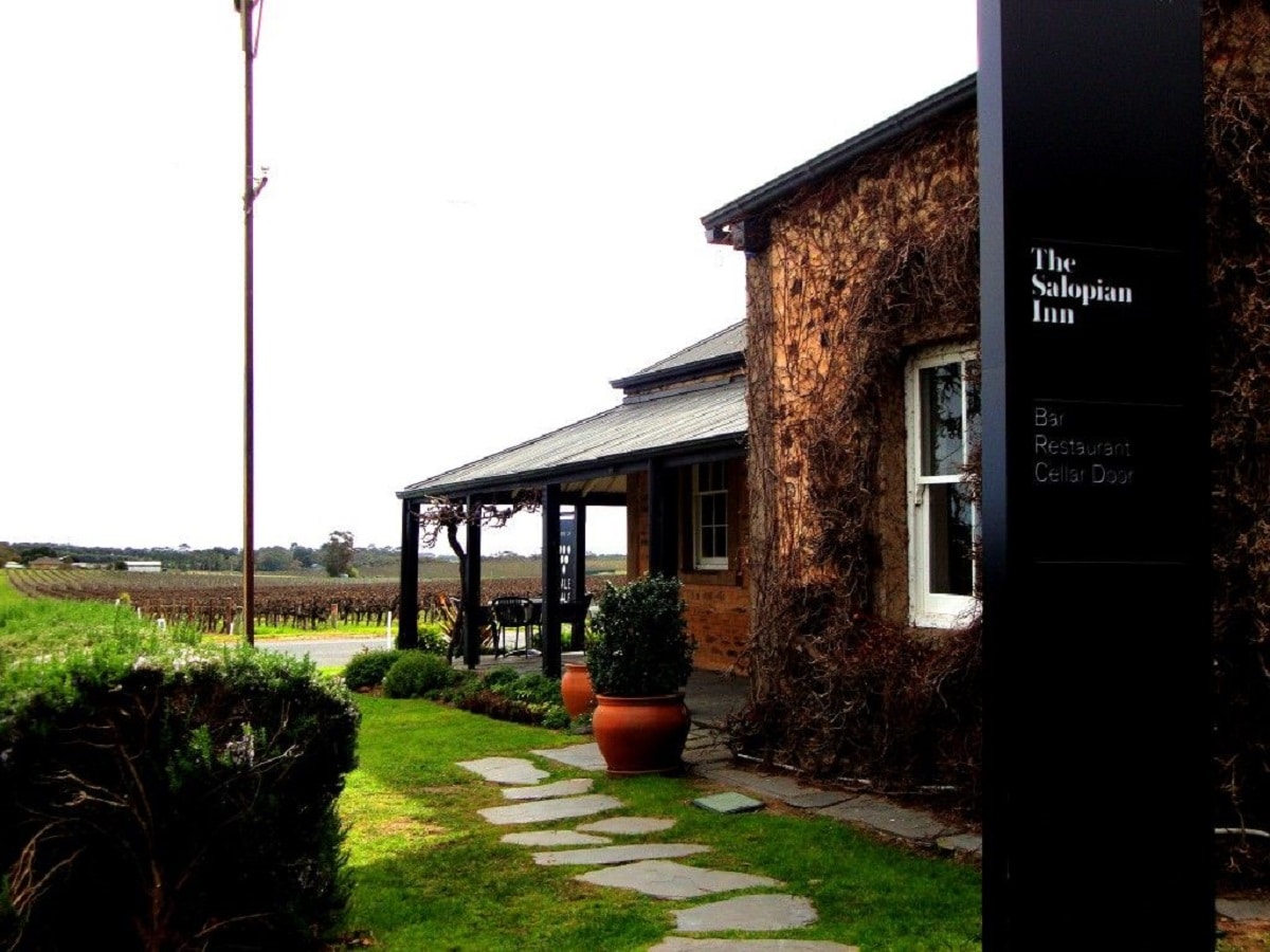 The 12 Best Country Pubs In South Australia Perfect For Road Trips