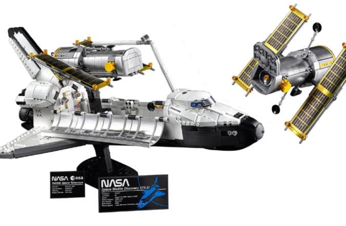 LEGO NASA Space Shuttle Discovery Kit 2,354 Pieces