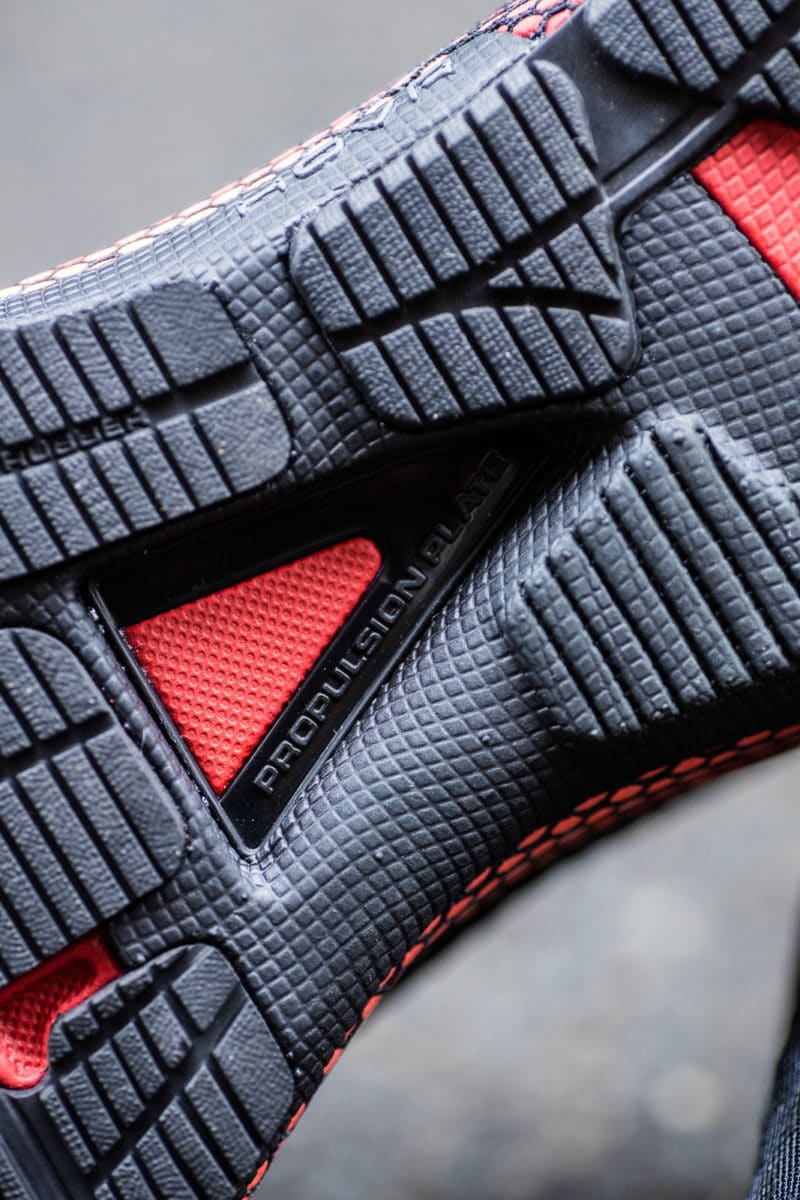The Under Armour HOVR Machina 2 Coaches You In Real-Time