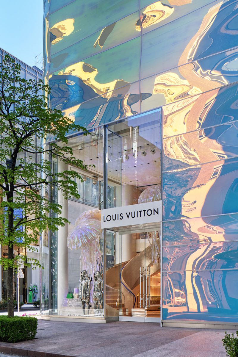 Louis Vuitton’s Ginza Building Resembles A Tower Of Rippling Water