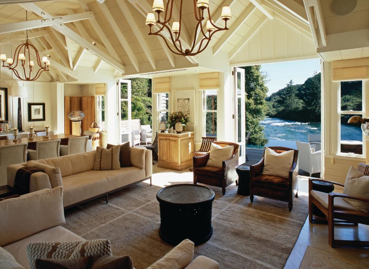 14 Best Hotels New Zealand Has To Offer For Luxury & Adventure