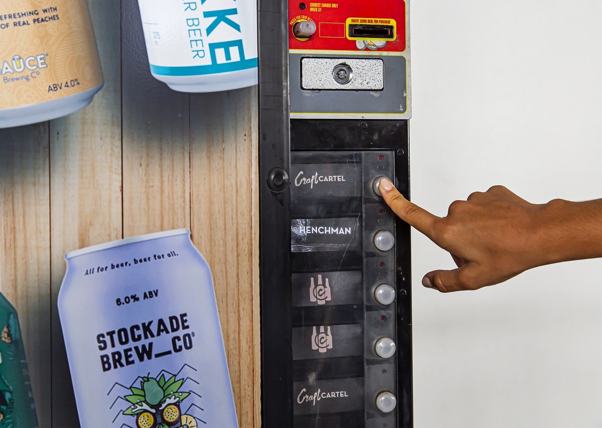 a world's first craft beer vending machine is here.