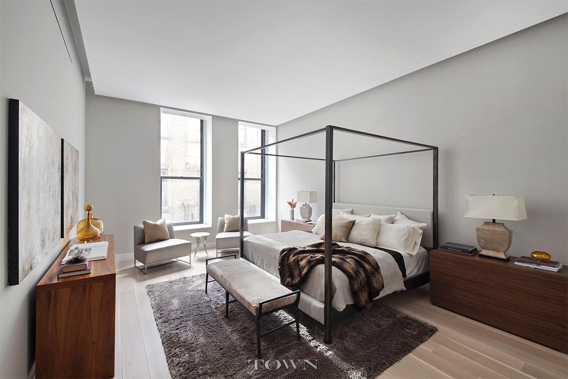 Leonardo DiCaprio&#8217;s NYC Apartment Hits The Market For $11 Million