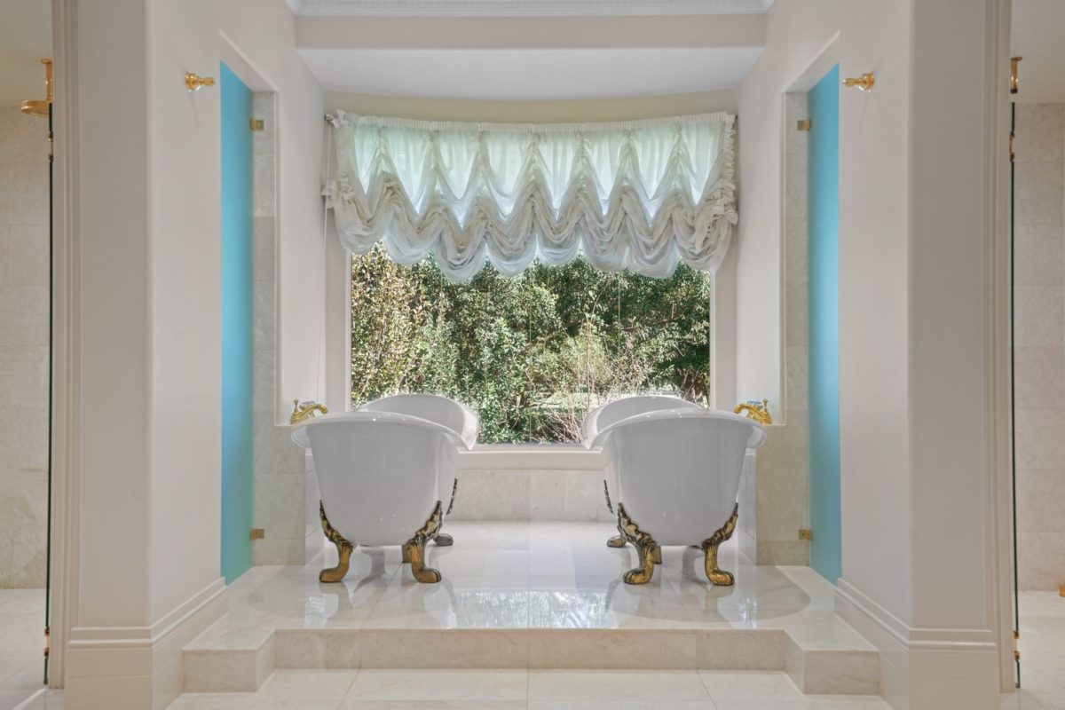 On The Market: Bellagio La Villa Is Oddly Tasteful For A Gold Coast Estate