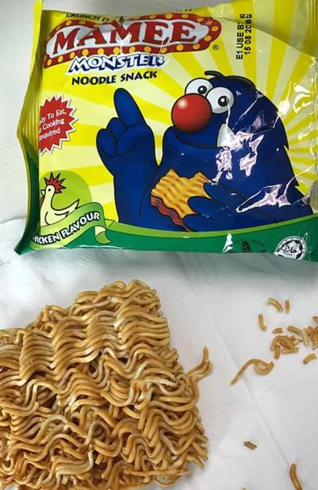 90s snacks australia - mamee noodles