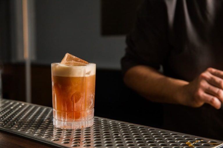 The 12 Best Cocktail Bars In Melbourne Boss Hunting