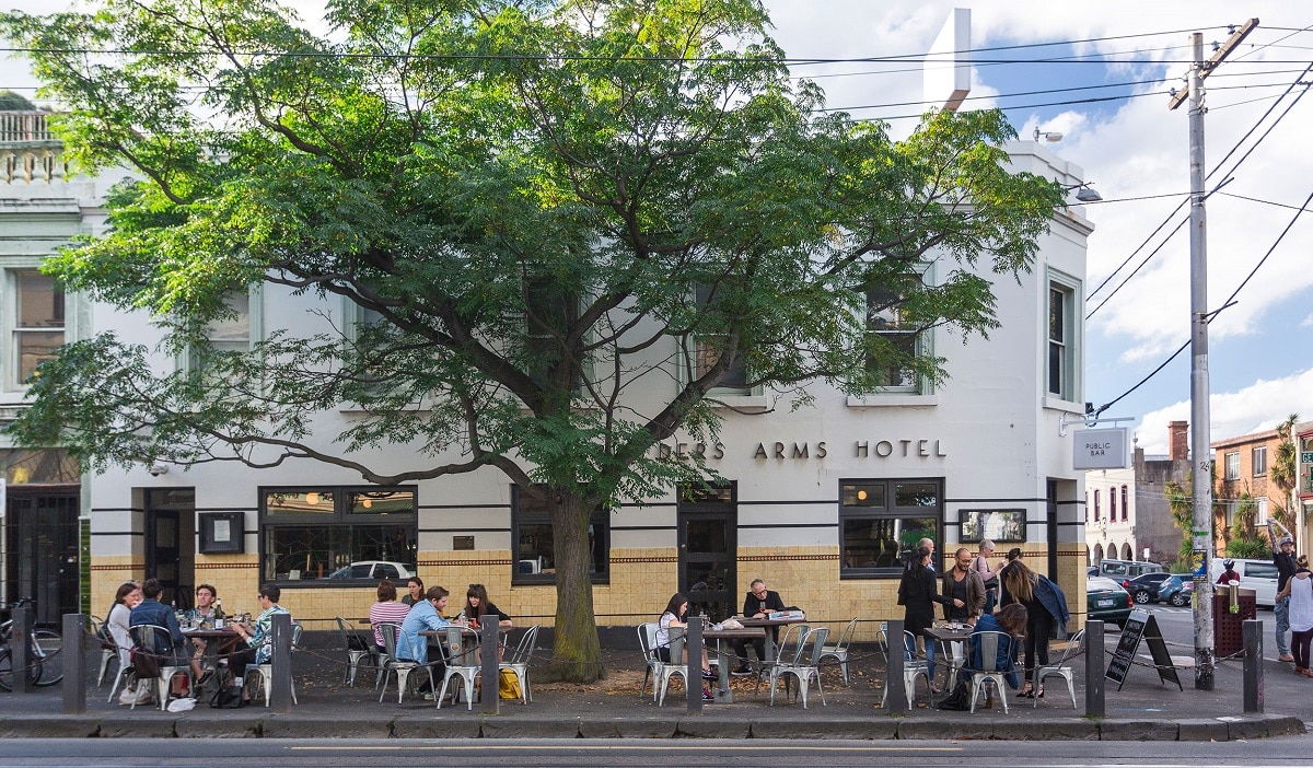 melbourne pubs builders arms hotel