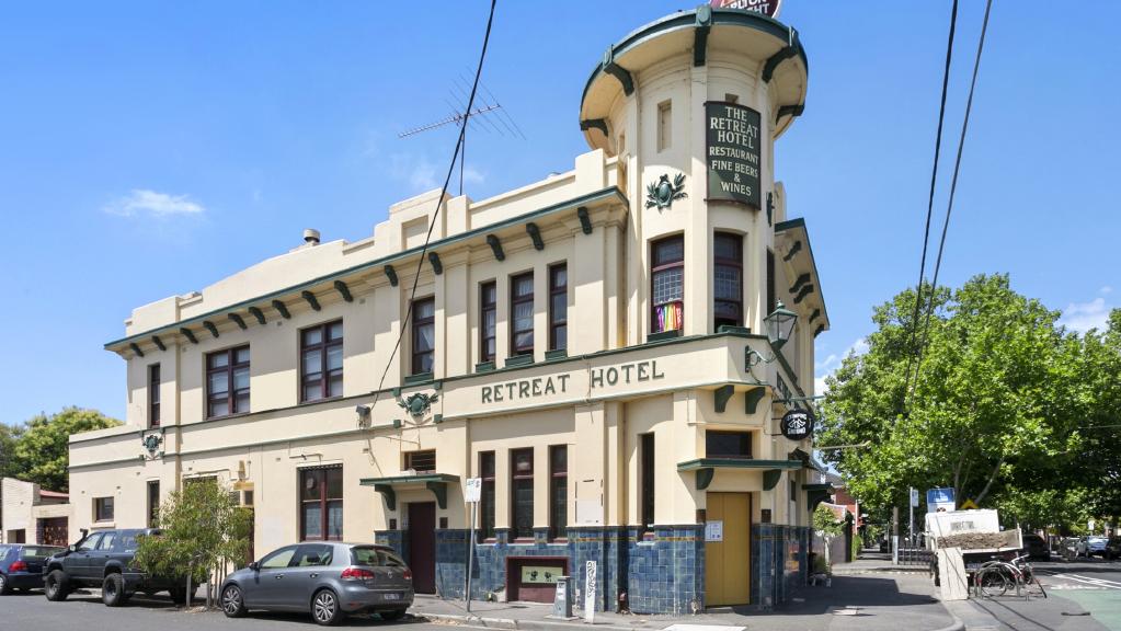 retreat hotel abbotsford