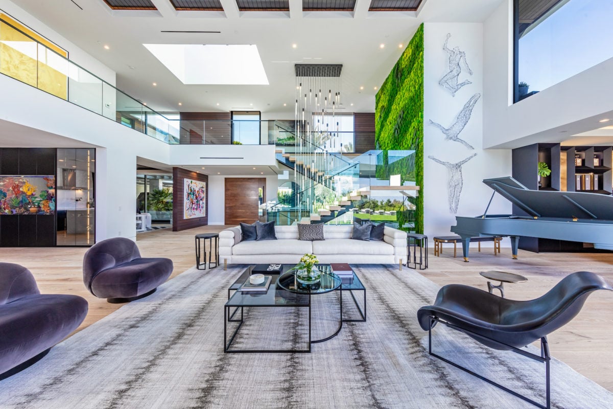 Jeffrey Feinberg Mansion 1047 north bundy drive los angeles