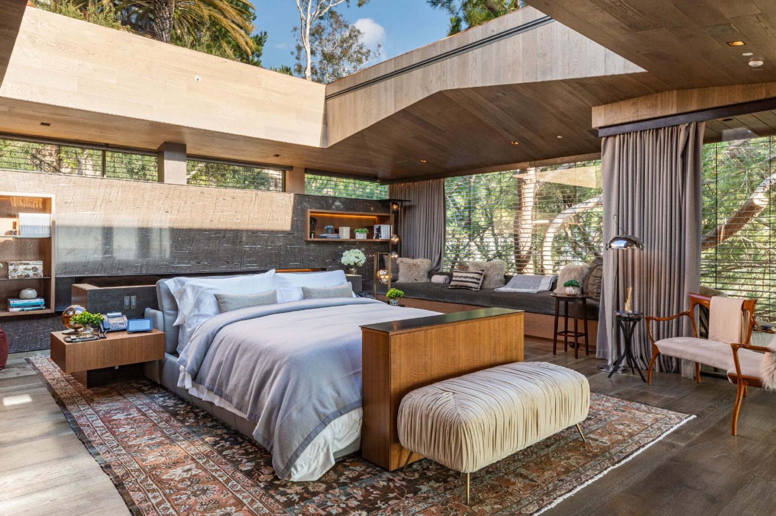 Mystery Crypto Billionaire Snags $83 Million Pacific Palisades Mansion