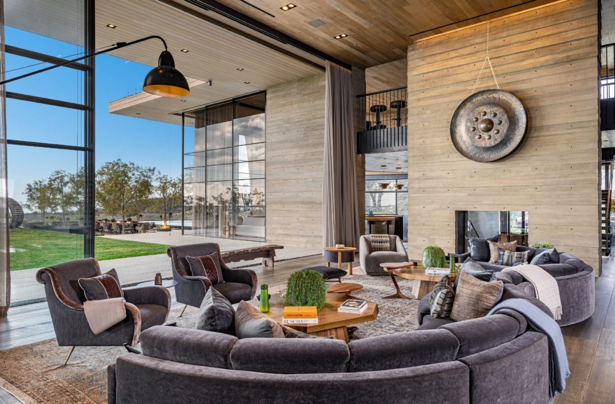 Pacific Palisades mansion 1601 San Onofre Drive