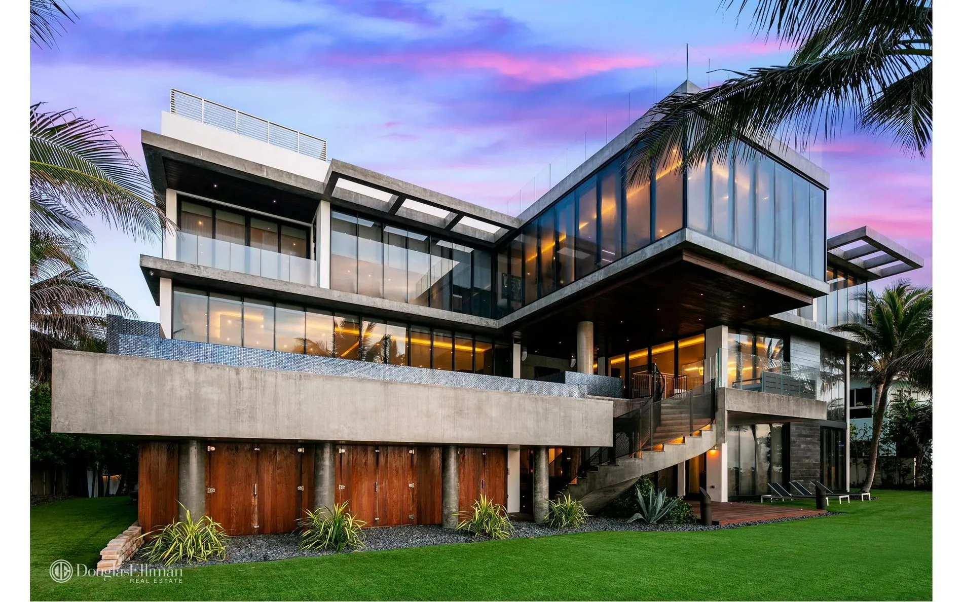 If ‘Scarface’ Were Made Today, This Would Be Tony Montana’s $41 Million Mansion