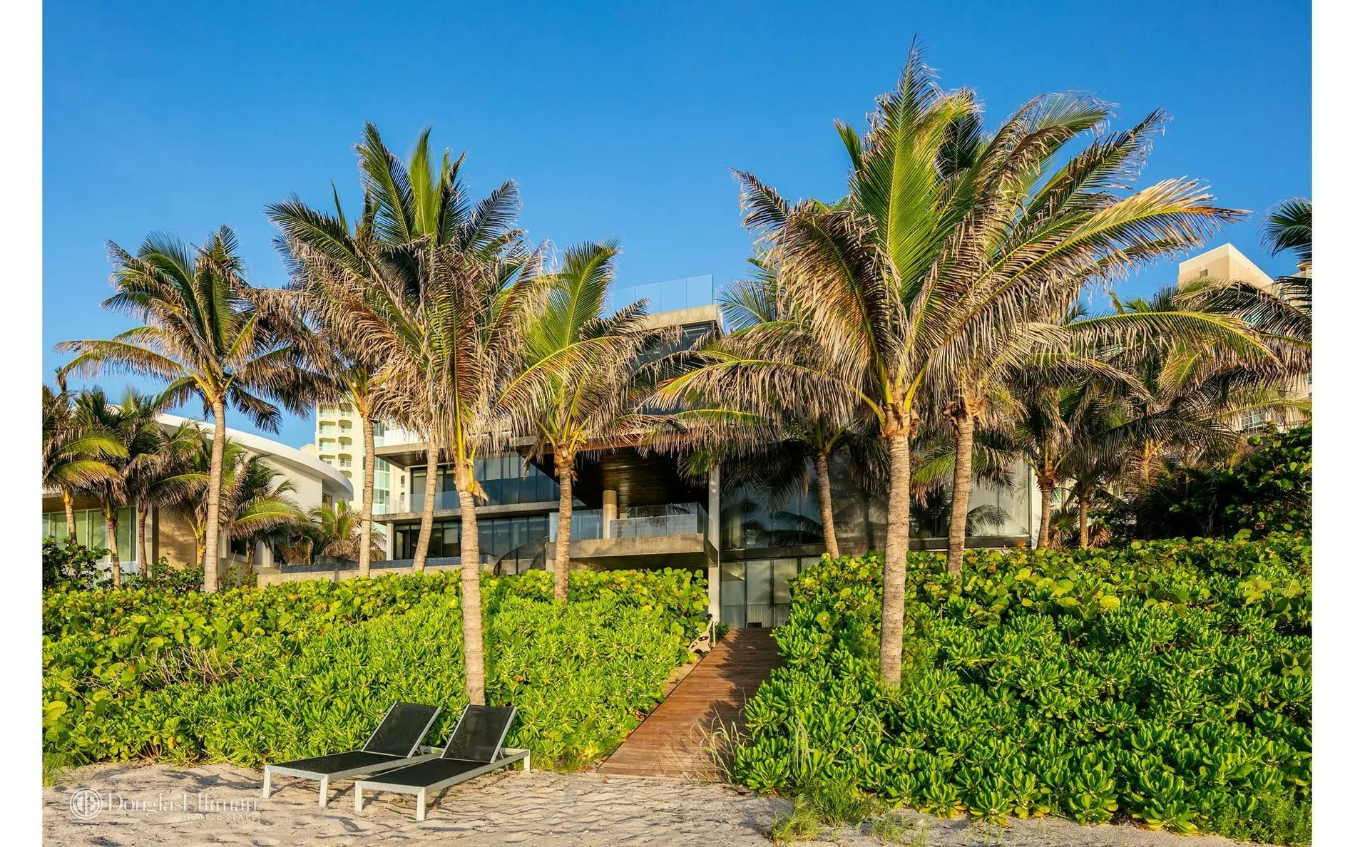 If ‘Scarface’ Were Made Today, This Would Be Tony Montana’s $41 Million Mansion