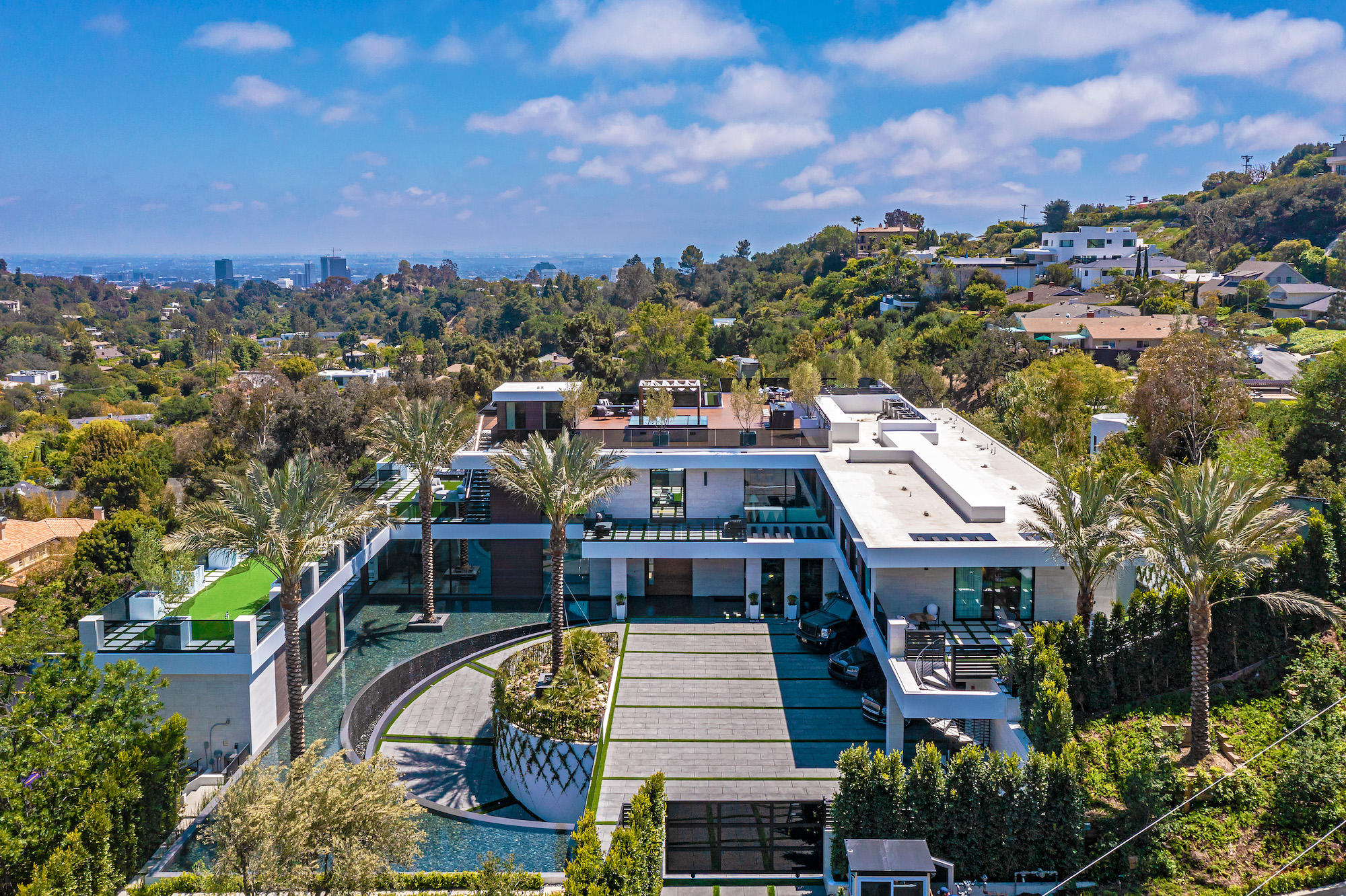 The Brentwood Oasis Ridiculous Los Angeles Mansion Lists For 48M