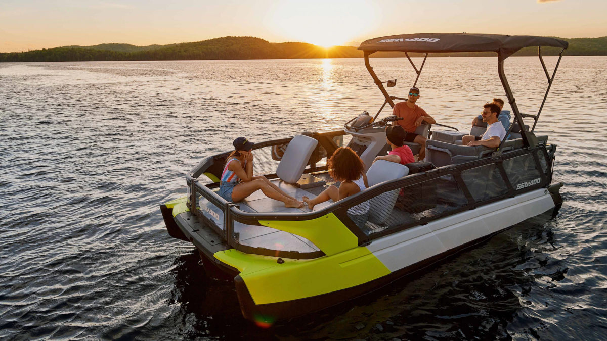 HalfJetski, HalfPontoon... Meet The SeaDoo Switch